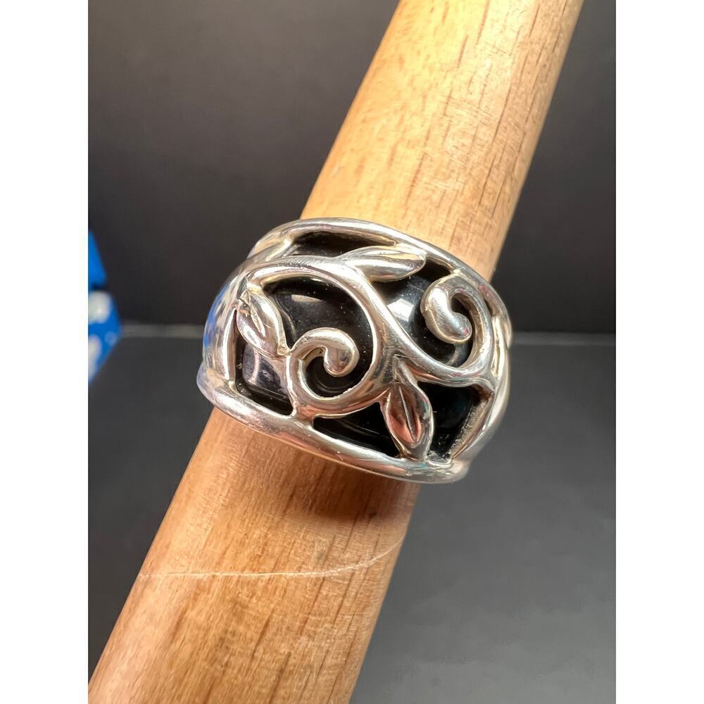 Vintage sterling silver black onyx ring size 5